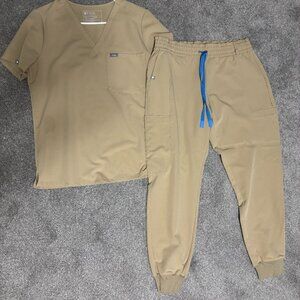 figs matching scrub set